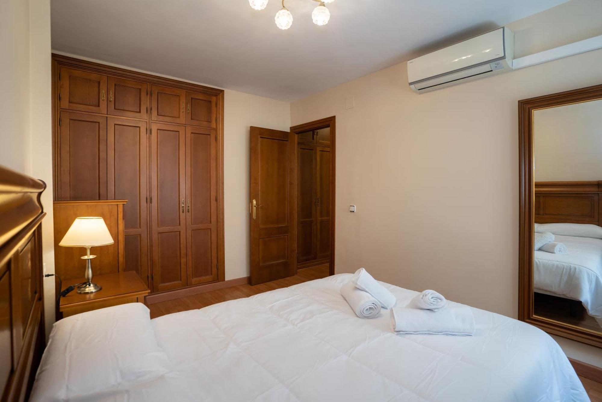Cuarteles By Dossan Apartment Málaga Exterior foto